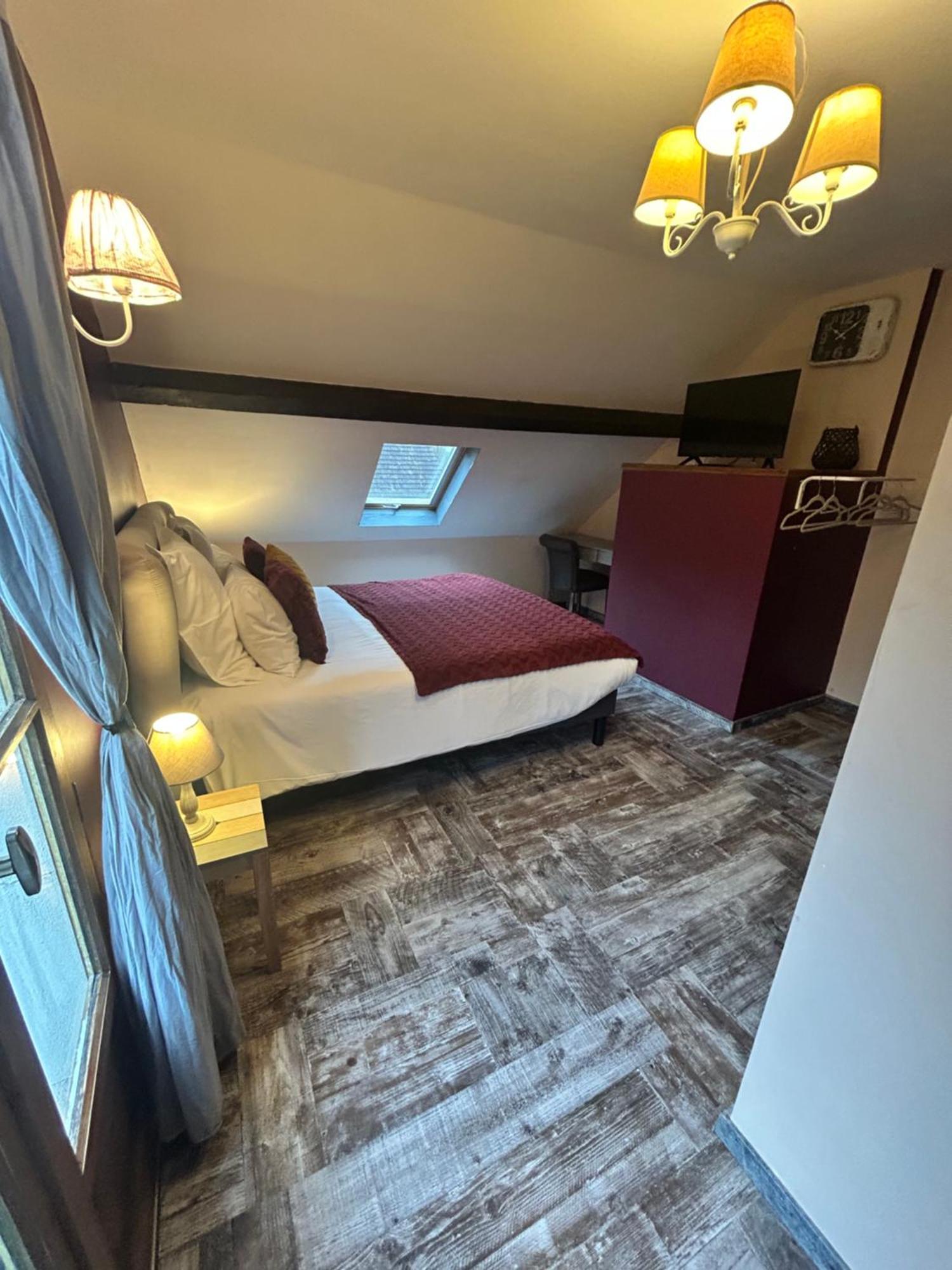 Le D'Tour Gourmand Bed and Breakfast Toulouse-le-Chateau Exteriör bild