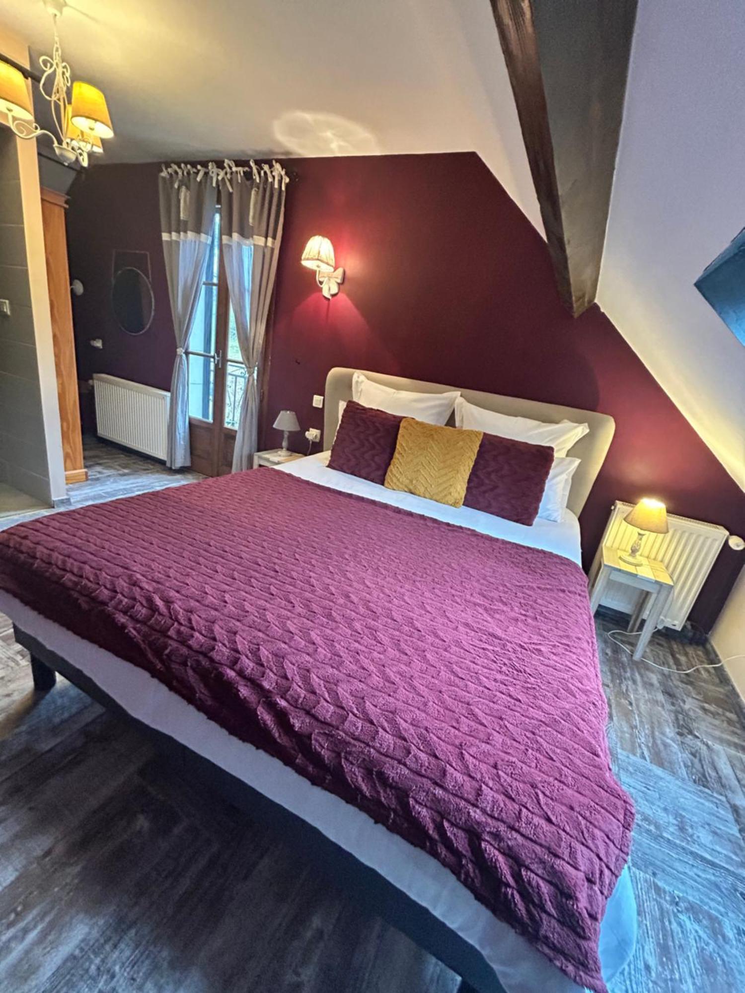 Le D'Tour Gourmand Bed and Breakfast Toulouse-le-Chateau Exteriör bild