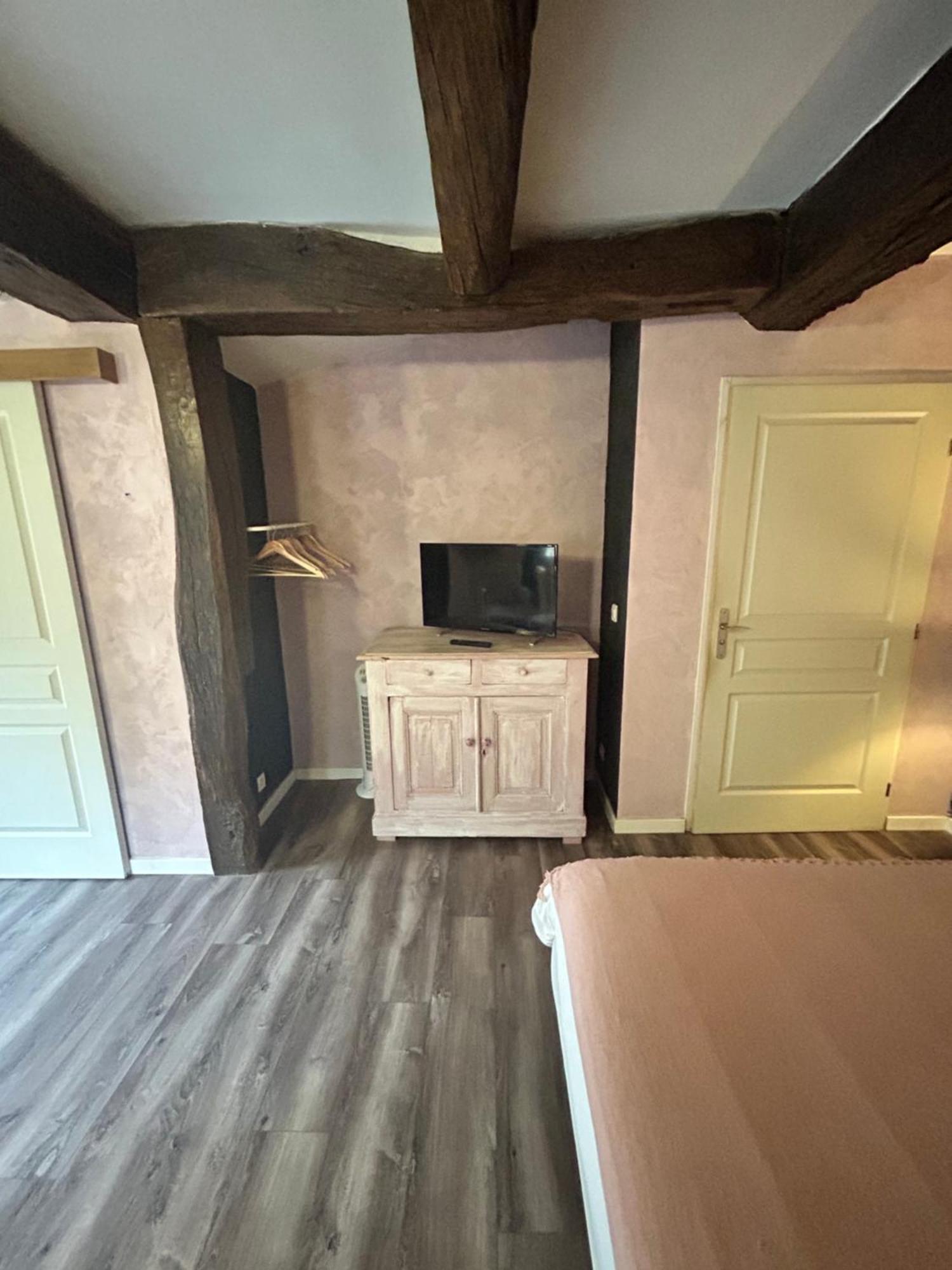 Le D'Tour Gourmand Bed and Breakfast Toulouse-le-Chateau Exteriör bild